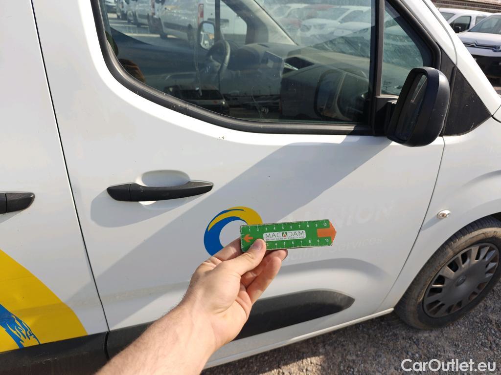  Opel  Combo OPEL  Life / 2018 / 5P / monovolumen compacto 1.5 TD 75kW (100CV) S/S Edition L #33