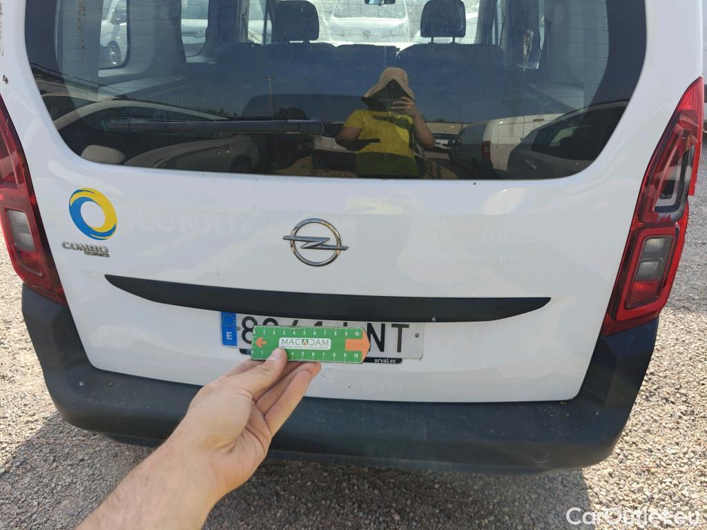  Opel  Combo OPEL  Life / 2018 / 5P / monovolumen compacto 1.5 TD 75kW (100CV) S/S Edition L #12