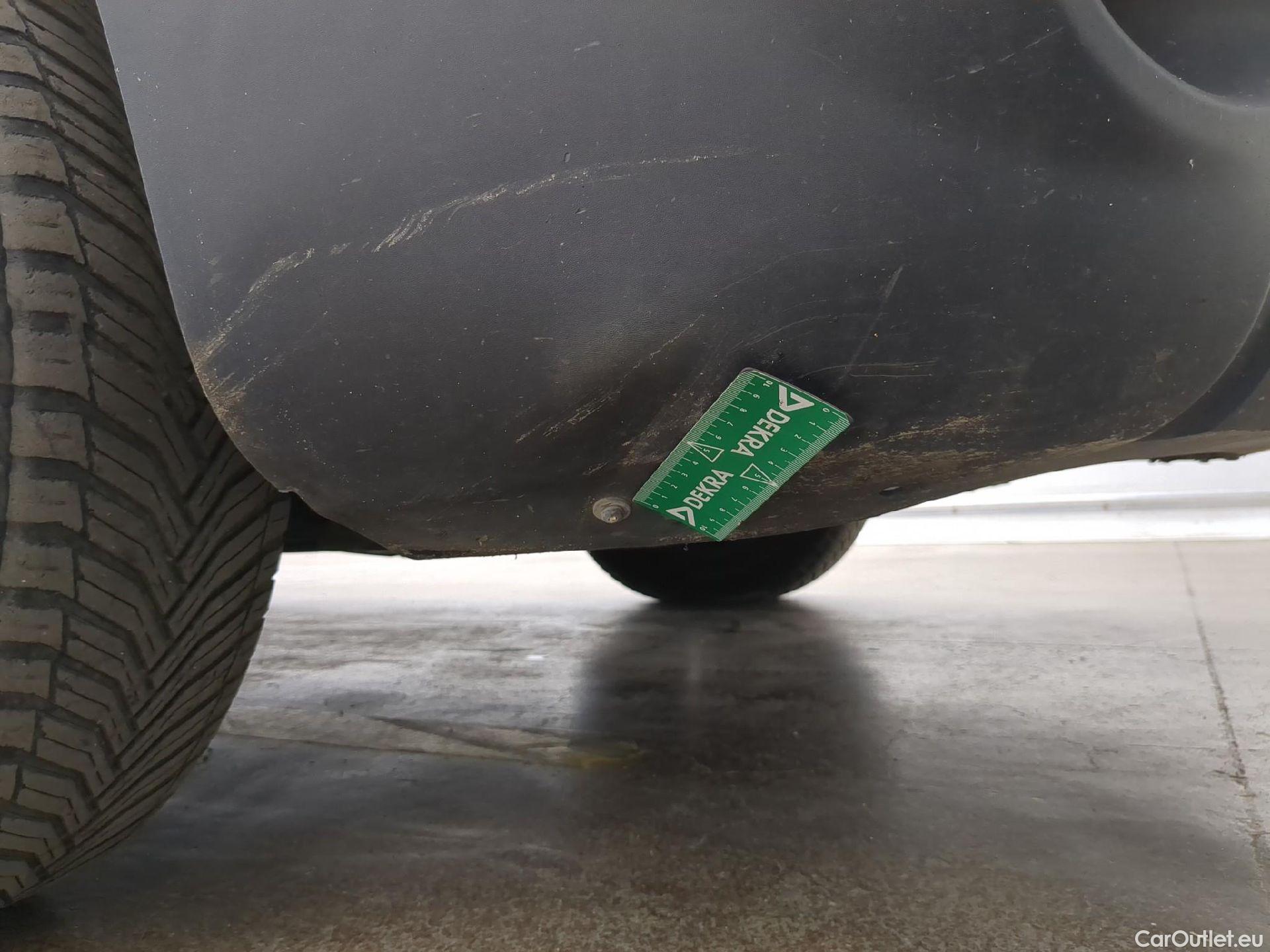  Renault  Kangoo  Express Extra (Série Spéciale) 1.5 dCi 90CV BVM5 E6 #19