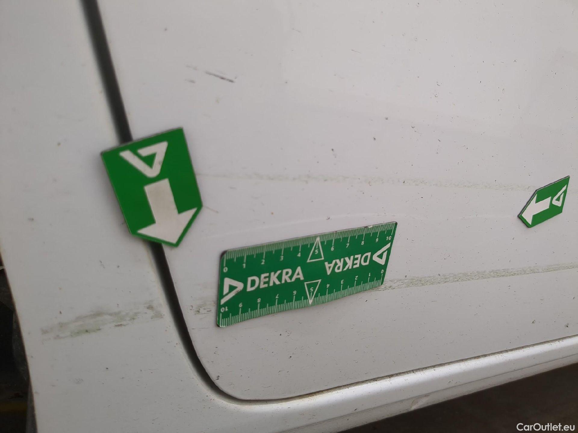  Renault  Kangoo  Express Extra (Série Spéciale) 1.5 dCi 90CV BVM5 E6 #16