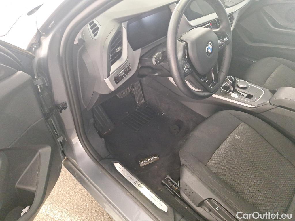  Bmw  Serie 1 BMW Série 1 2019 5P Berline 116i DKG7 Business Design #26