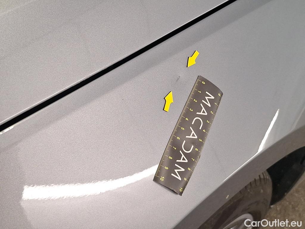  Bmw  Serie 1 BMW Série 1 2019 5P Berline 116i DKG7 Business Design #34
