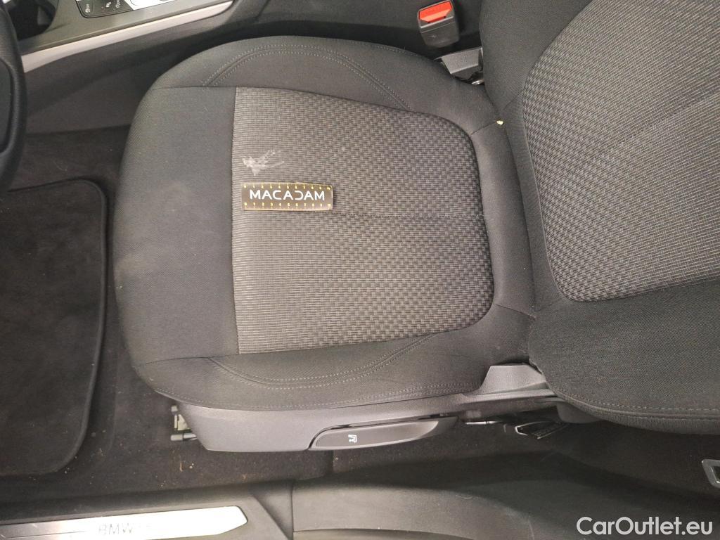  Bmw  Serie 1 BMW Série 1 2019 5P Berline 116i DKG7 Business Design #41