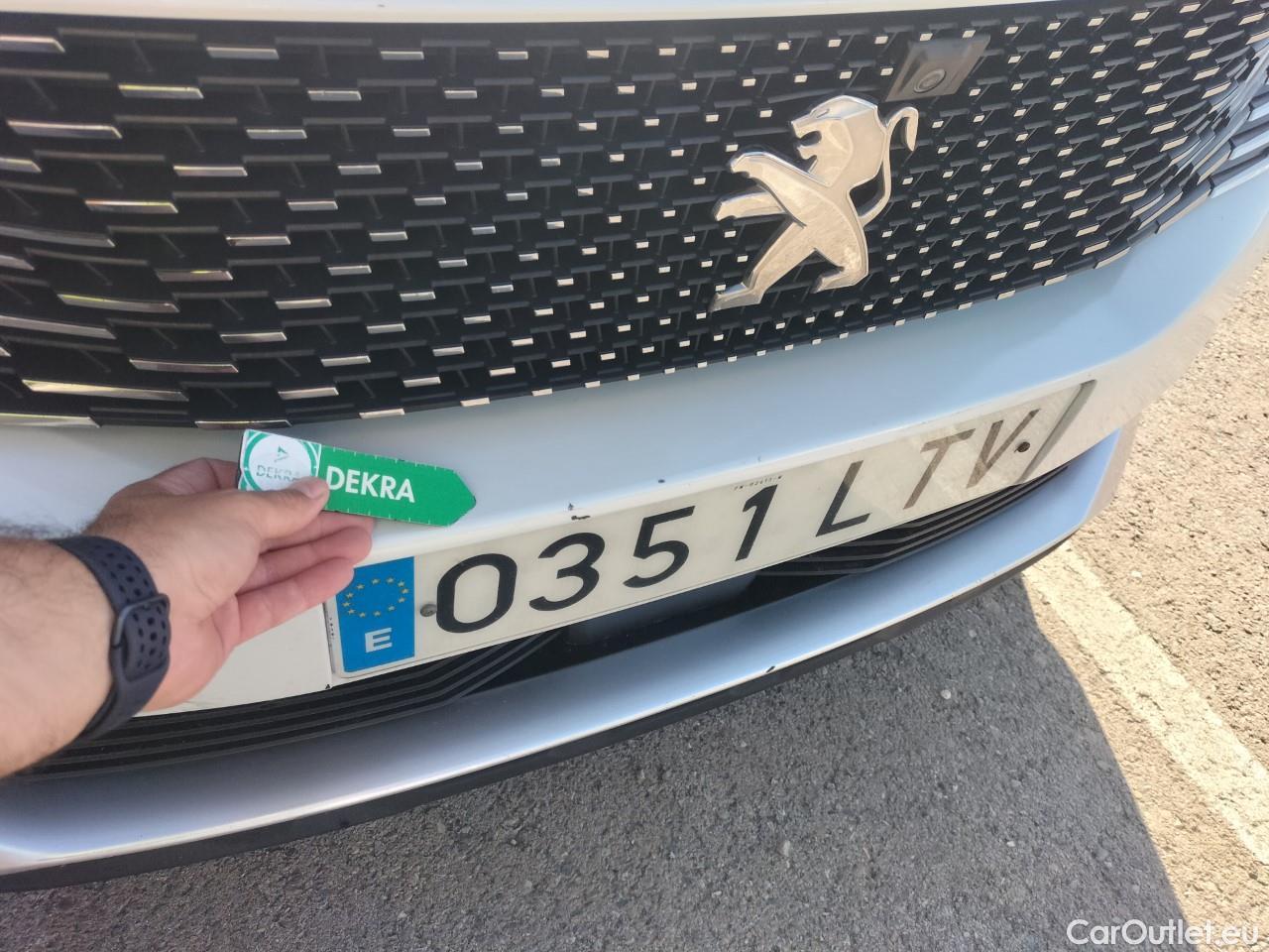  Peugeot  5008  GT 2.0 HDi 175CV AT8 7 Plazas E6d #1