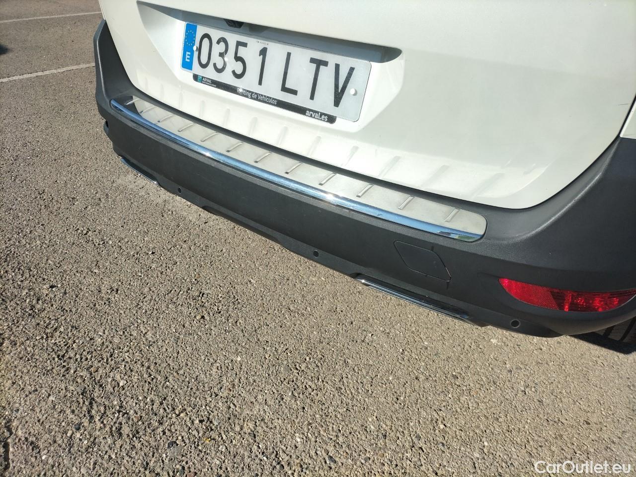  Peugeot  5008  GT 2.0 HDi 175CV AT8 7 Plazas E6d #35