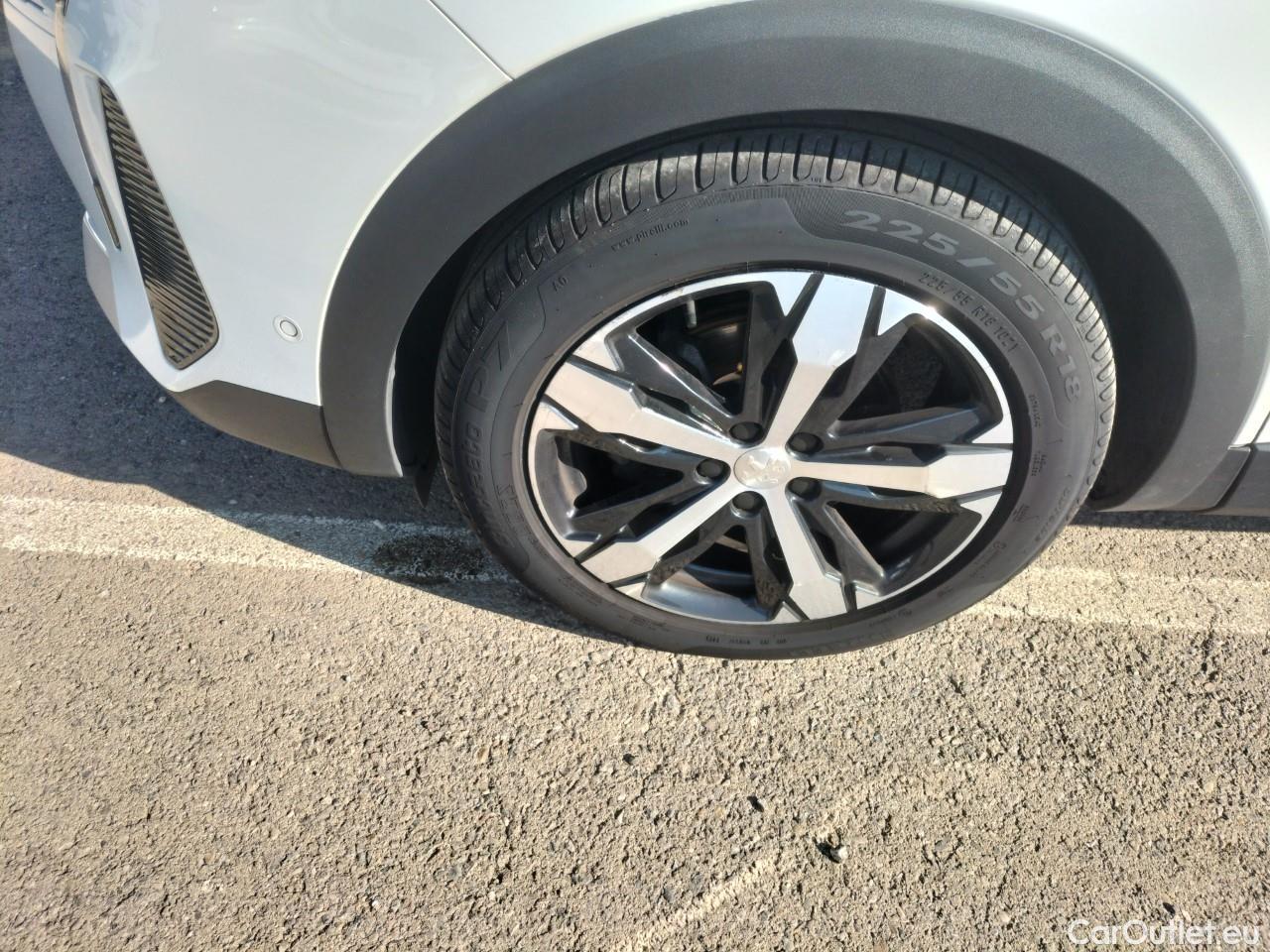  Peugeot  5008  GT 2.0 HDi 175CV AT8 7 Plazas E6d #11