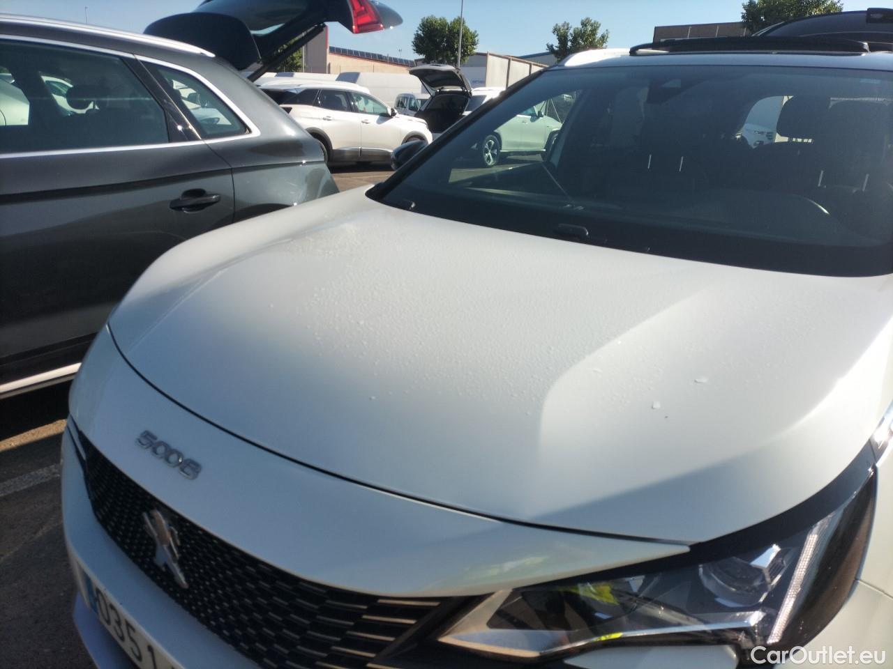  Peugeot  5008  GT 2.0 HDi 175CV AT8 7 Plazas E6d #5