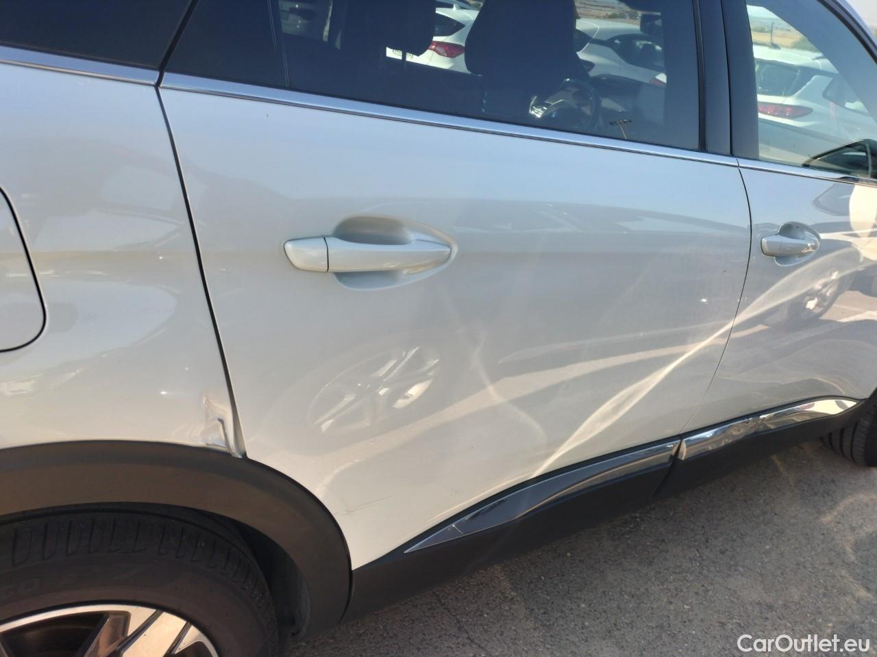  Peugeot  5008  GT 2.0 HDi 175CV AT8 7 Plazas E6d #53