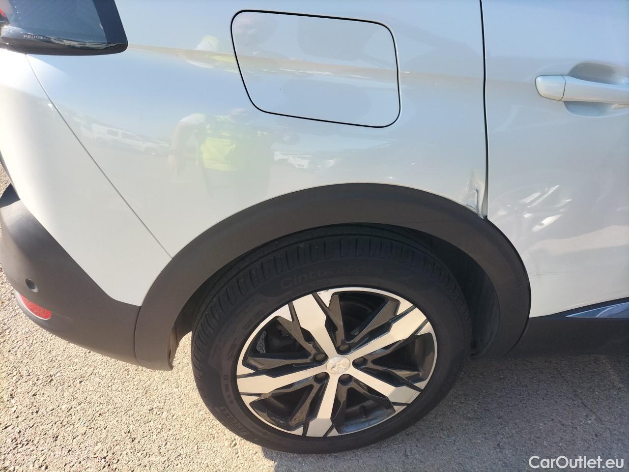  Peugeot  5008  GT 2.0 HDi 175CV AT8 7 Plazas E6d #46