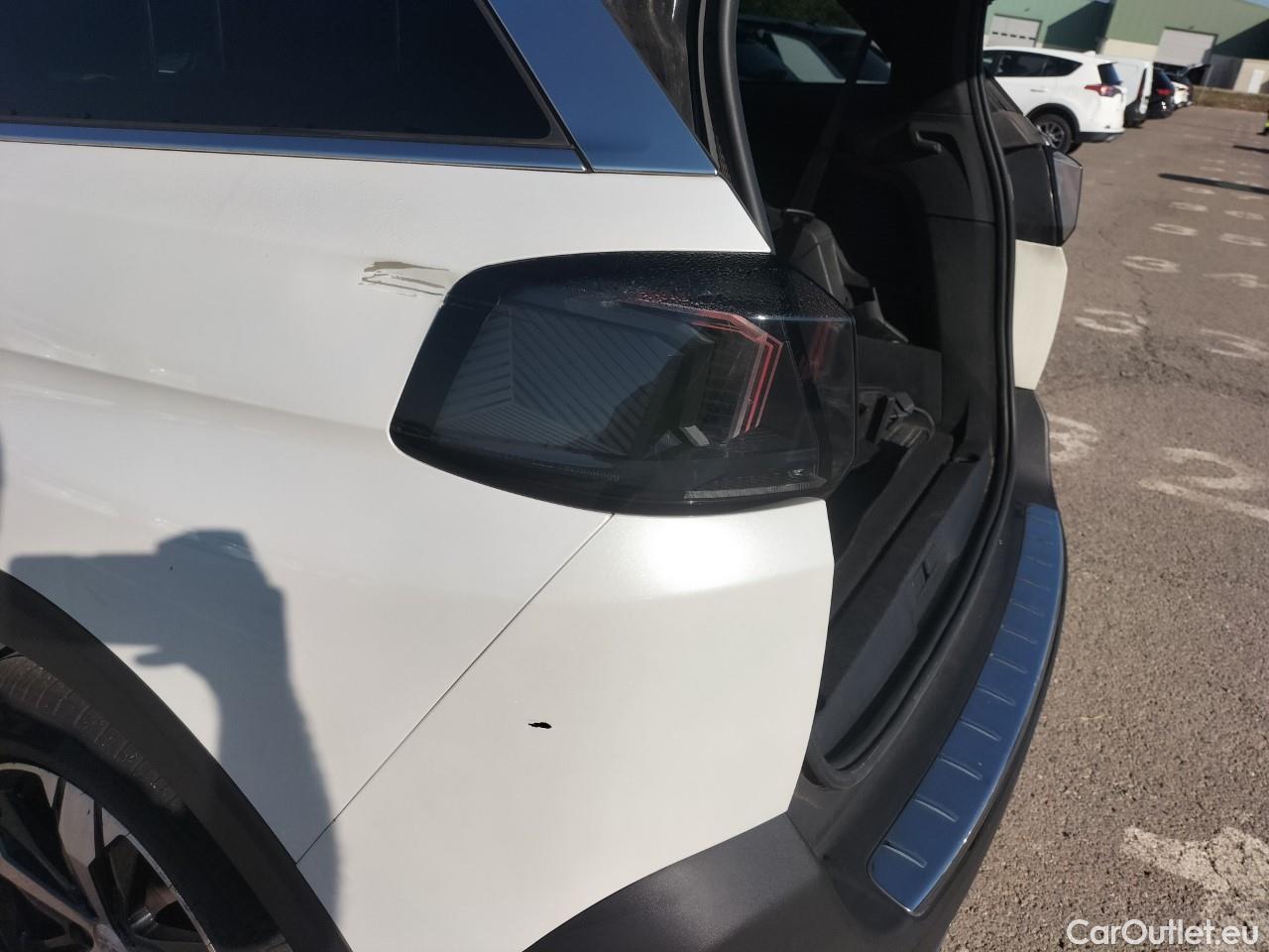  Peugeot  5008  GT 2.0 HDi 175CV AT8 7 Plazas E6d #29