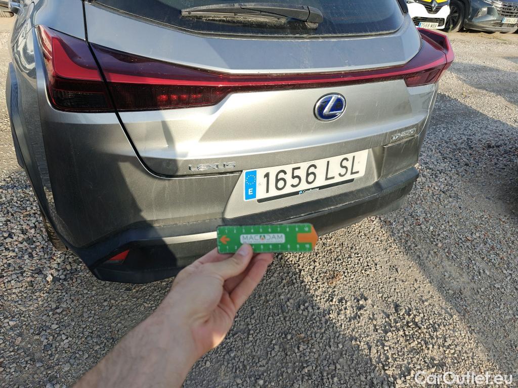  Land Rover  Discovery LEXUS UX / 2018 / 5P / todoterreno 2.0 250h Business #25