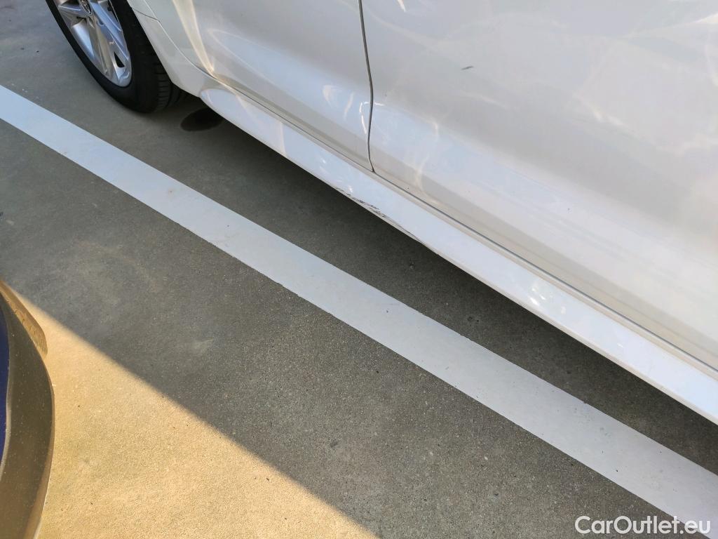  Toyota  Corolla TOYOTA  / 2019 / 5P / berlina con portón 1.8 125H BUSINESS PLUS E-CVT #28