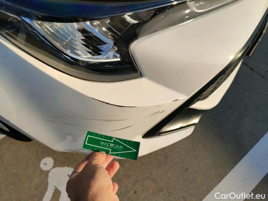  Toyota  Corolla TOYOTA  / 2019 / 5P / berlina con portón 1.8 125H BUSINESS PLUS E-CVT #40