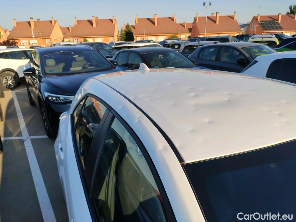  Toyota  Corolla TOYOTA  / 2019 / 5P / berlina con portón 1.8 125H BUSINESS PLUS E-CVT #14