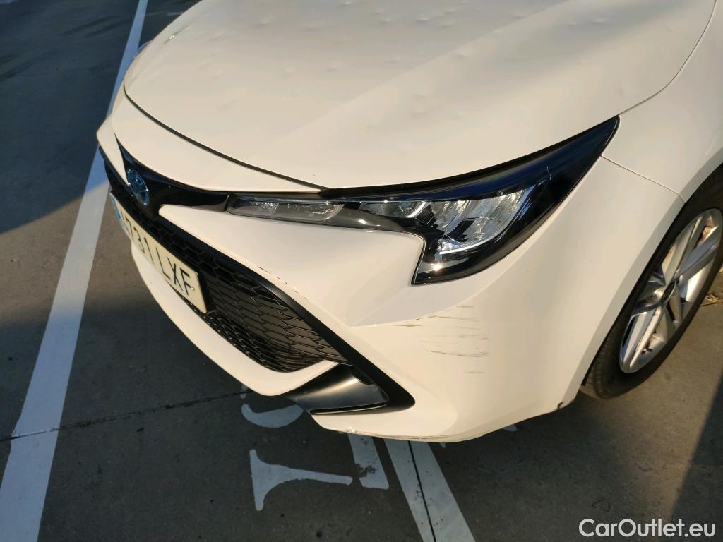  Toyota  Corolla TOYOTA  / 2019 / 5P / berlina con portón 1.8 125H BUSINESS PLUS E-CVT #37