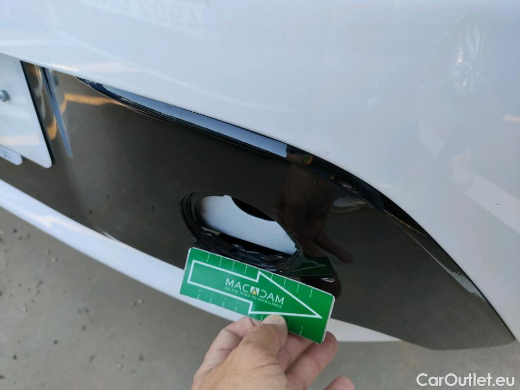  Toyota  Corolla TOYOTA  / 2019 / 5P / berlina con portón 1.8 125H BUSINESS PLUS E-CVT #42