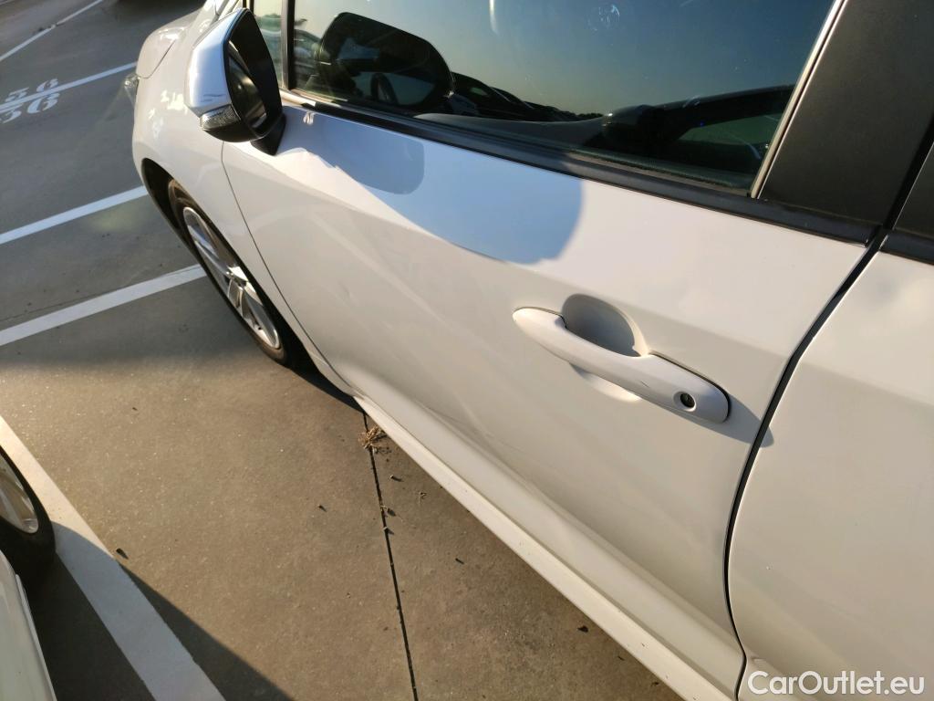  Toyota  Corolla TOYOTA  / 2019 / 5P / berlina con portón 1.8 125H BUSINESS PLUS E-CVT #10