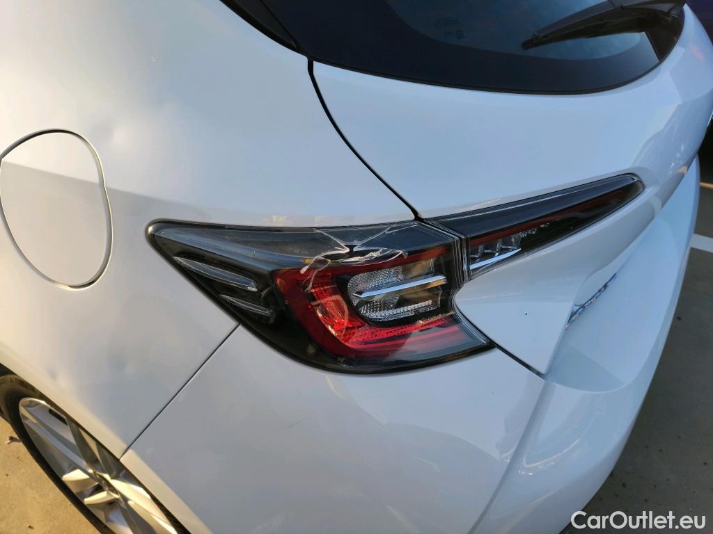  Toyota  Corolla TOYOTA  / 2019 / 5P / berlina con portón 1.8 125H BUSINESS PLUS E-CVT #5