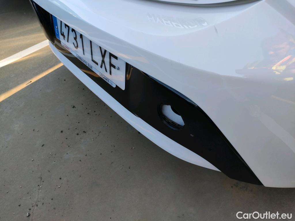  Toyota  Corolla TOYOTA  / 2019 / 5P / berlina con portón 1.8 125H BUSINESS PLUS E-CVT #41