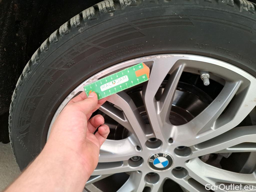  Bmw  X1 Série  xDrive 25 e Lounge 1.5 220CV BVA6 E6d #26