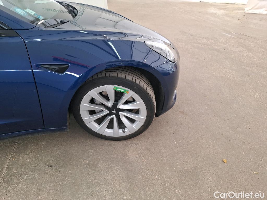  Tesla  Model 3 TESLA  / 2018 / 4P / Berline Autonomie Standard Plus RWD #33
