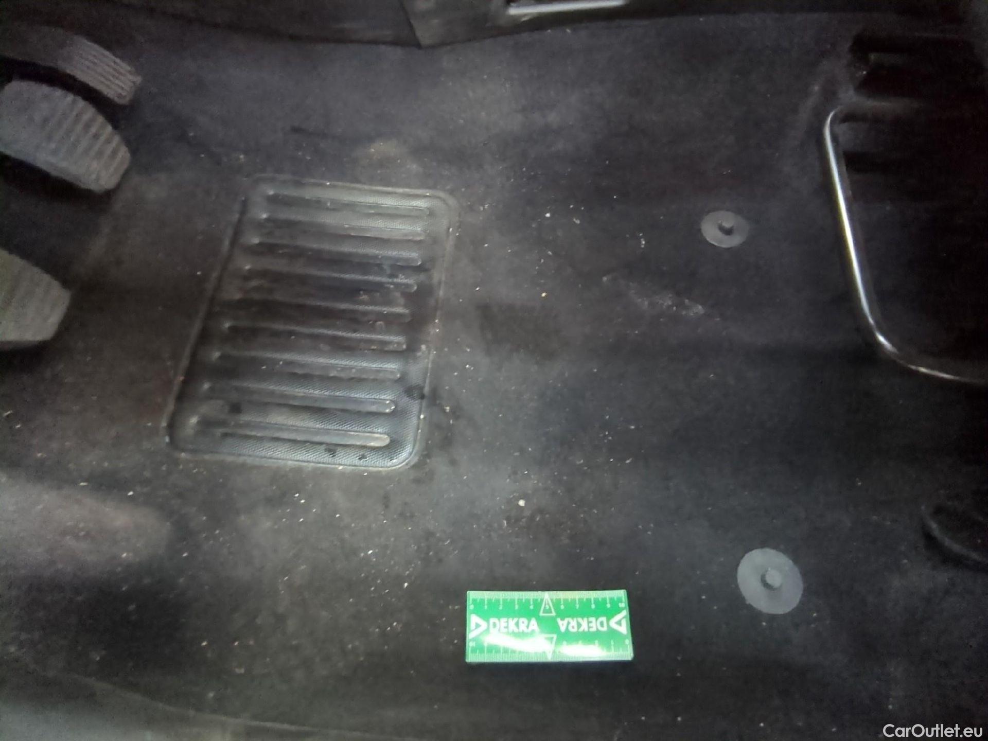  Citroen  C3 CITROEN  Société / 2020 / 5P / Berline / VU PureTech 83 S&S BVM Feel Nav #15