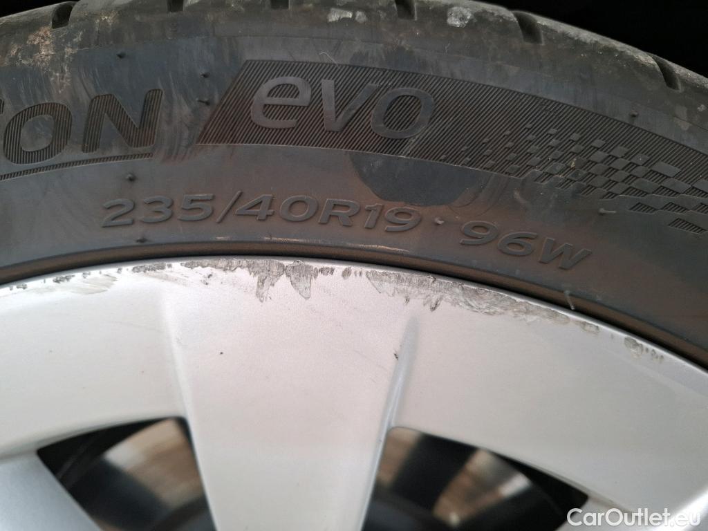  Tesla  Model 3 TESLA  / 2018 / 4P / Berline Autonomie Standard Plus RWD #8