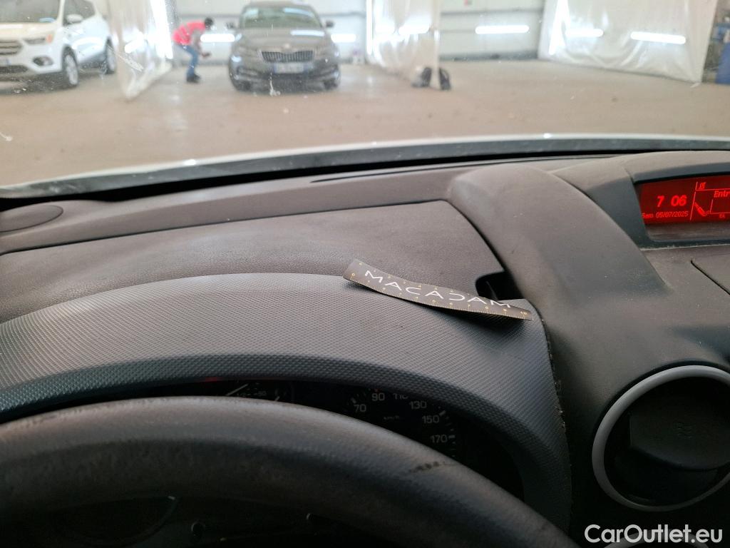  Citroen  Berlingo  Fourgon Club L1 (Court) 1.6 BlueHDi 75CV BVM5 E6 #44