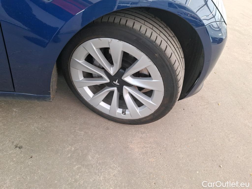  Tesla  Model 3 TESLA  / 2018 / 4P / Berline Autonomie Standard Plus RWD #11