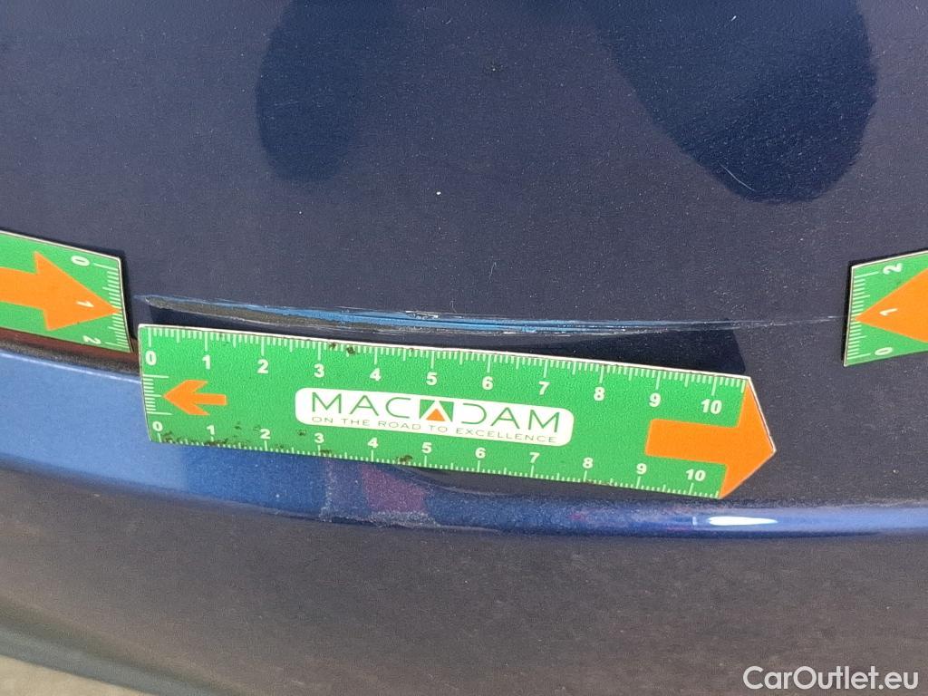 Tesla  Model 3 TESLA  / 2018 / 4P / Berline Autonomie Standard Plus RWD #17