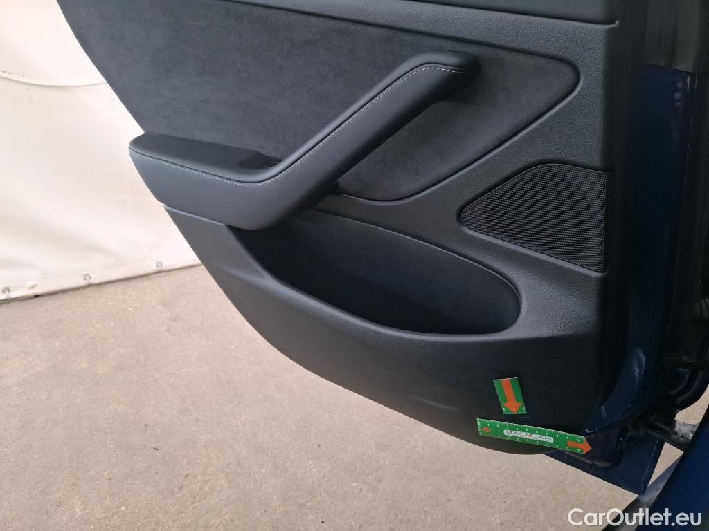  Tesla  Model 3 TESLA  / 2018 / 4P / Berline Autonomie Standard Plus RWD #37