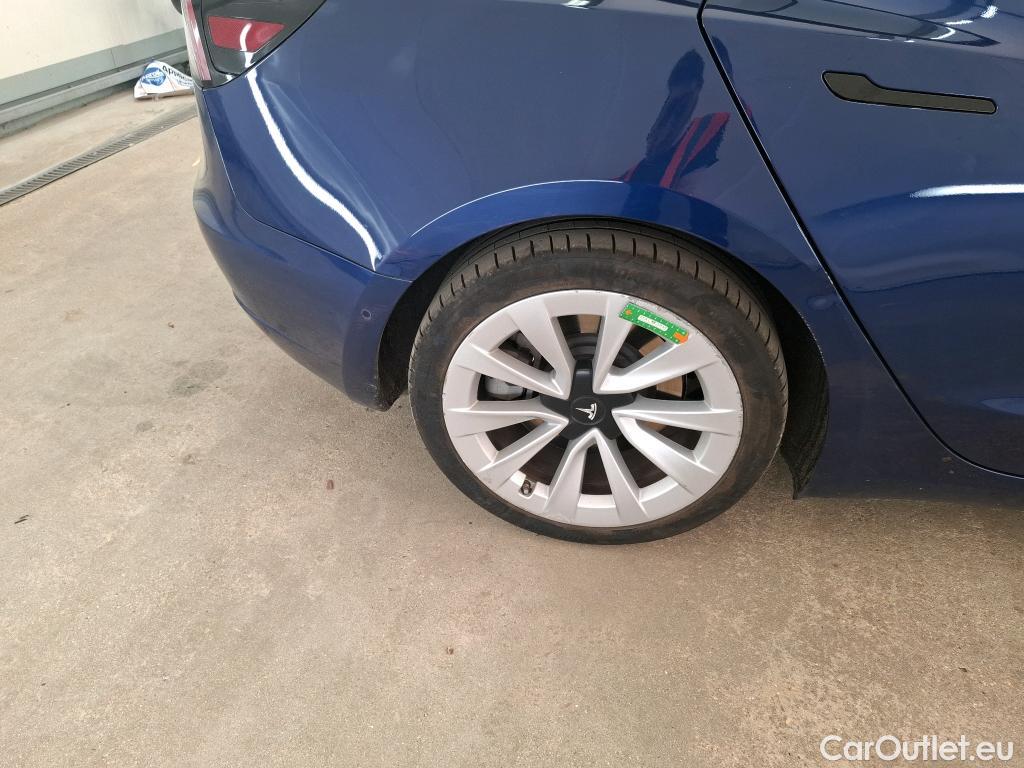  Tesla  Model 3 TESLA  / 2018 / 4P / Berline Autonomie Standard Plus RWD #28