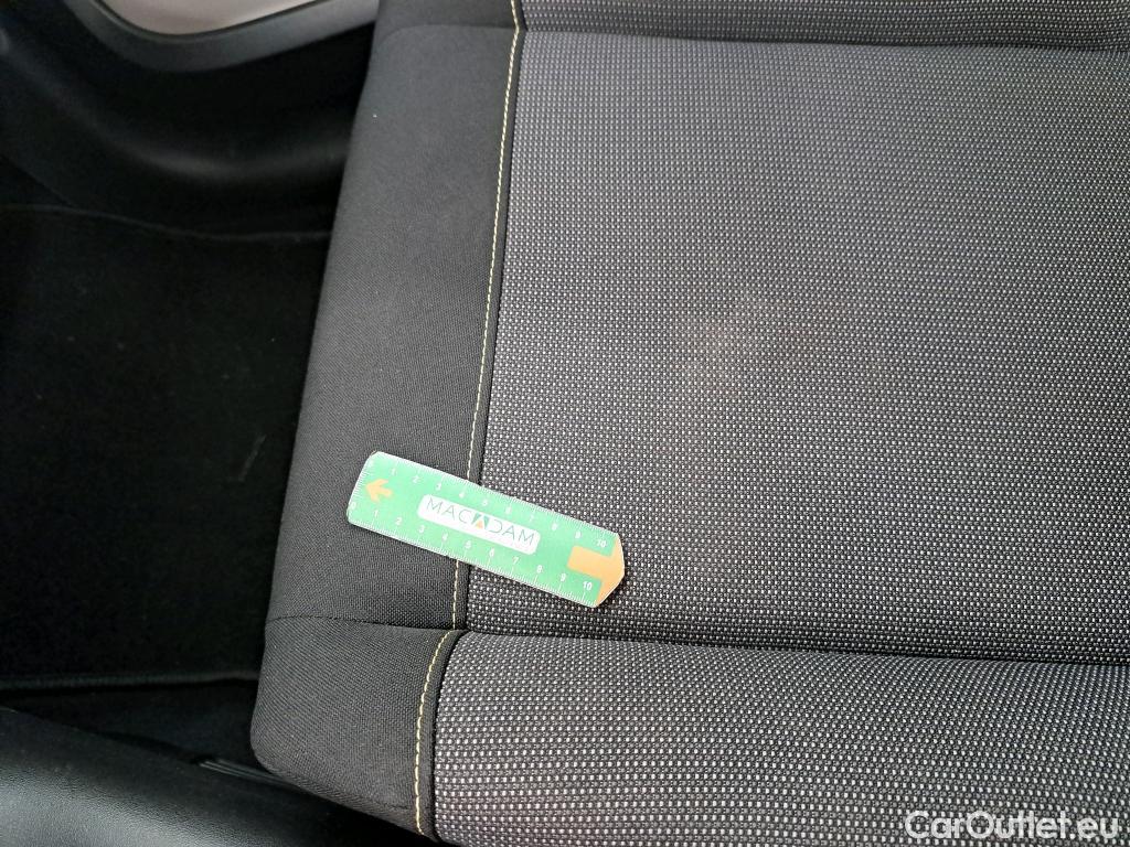  Citroen  C3  Société Feel Nav 1.2 PureTech 80CV BVM5 E6d #10
