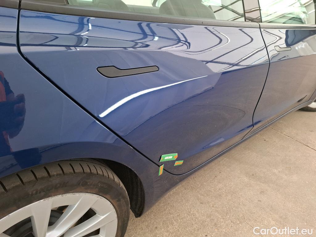  Tesla  Model 3 TESLA  / 2018 / 4P / Berline Autonomie Standard Plus RWD #45