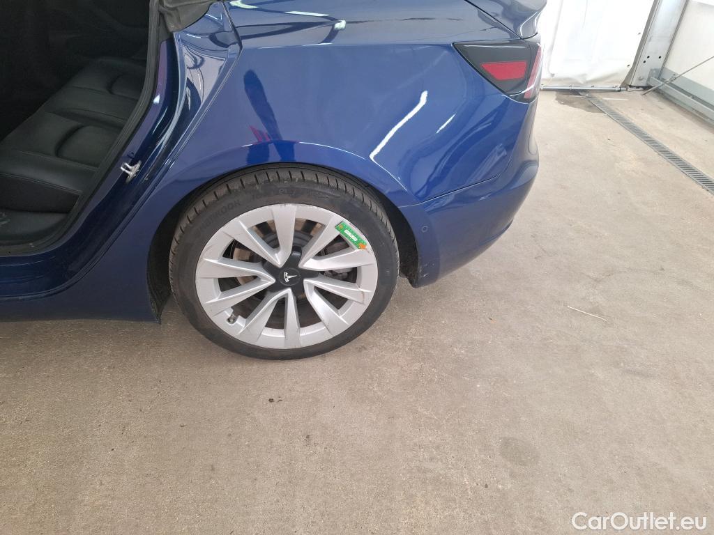  Tesla  Model 3 TESLA  / 2018 / 4P / Berline Autonomie Standard Plus RWD #23