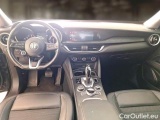  Alfa Romeo   STELVIO ALFA ROMEO / 2017 / 5P / SUV 2.0 TURBO BENZ 200CV EXECUTIVE AT8 Q4 #3