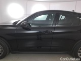  Alfa Romeo   STELVIO ALFA ROMEO / 2017 / 5P / SUV 2.2 TD 160 CV SUPER BUSINESS AT8 RWD #52