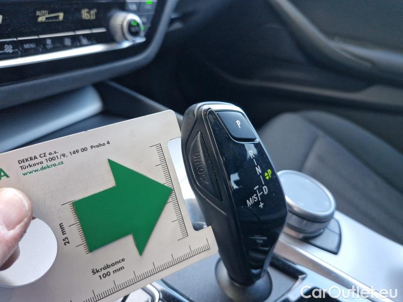  Bmw  Serie 5  Lim. (G30)  (2016->) 530d xDrive AT #21