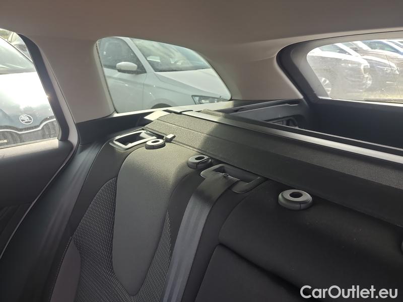  Skoda  Octavia  Combi (NX3)(2020) Oct.Com. 2.0TDI 85 Ambition AT #13