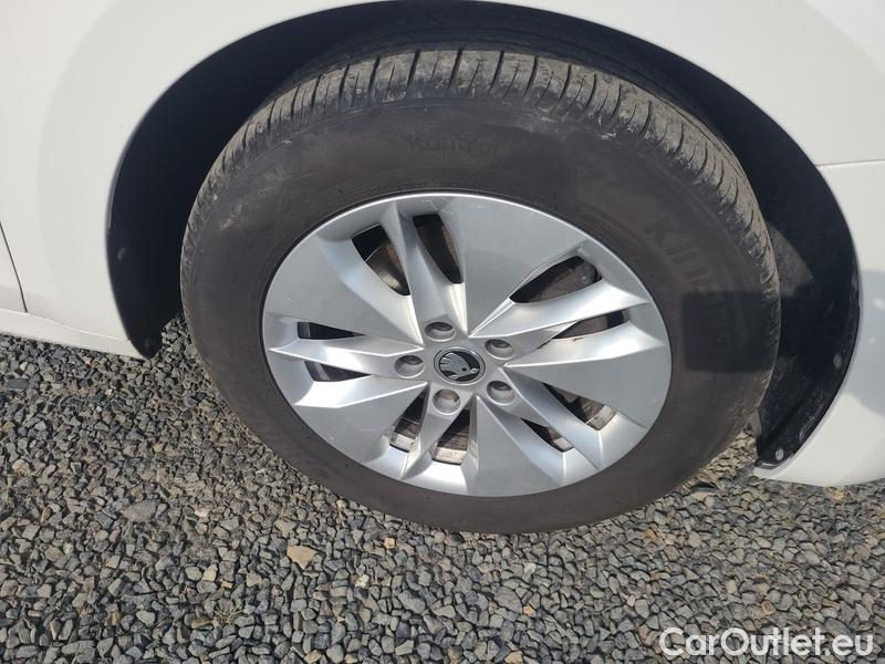  Skoda  Octavia  Combi (NX3)(2020) Oct.Com. 2.0TDI 85 Ambition AT #3