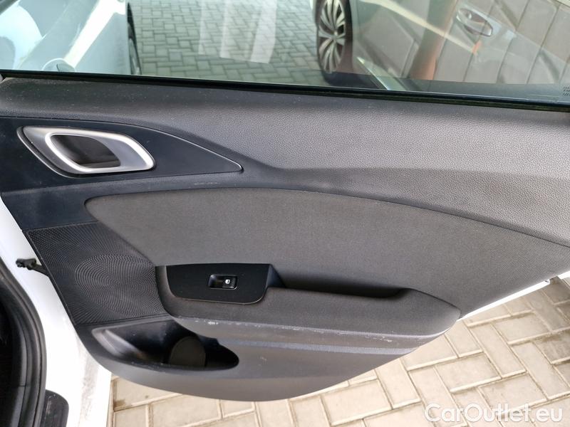  KIA  Cee'd Ceed Sportswagon (2018->) Ceed SW 1.6 CRDi 100 Fresh #20