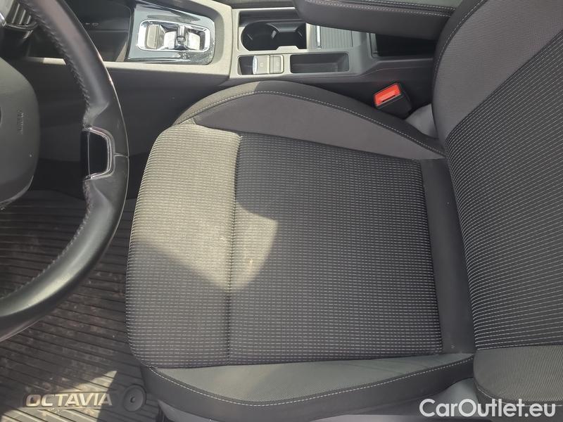  Skoda  Octavia  Combi (NX3)(2020) Oct.Com. 2.0TDI 85 Ambition AT #9