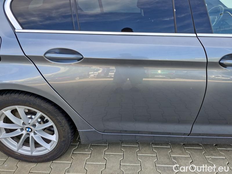 Bmw  Serie 5  Lim. (G30)  (2016->) 530d xDrive AT #13