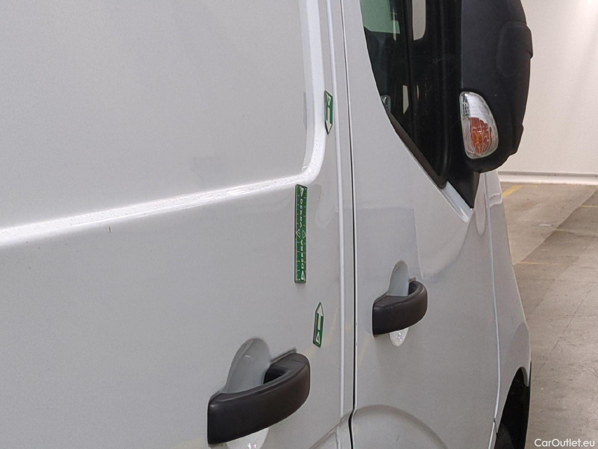  Renault  Master RENAULT  VU 4p Fourgon FG GCf Trac F3500 L3H2 dCi 130 Euro6 #40