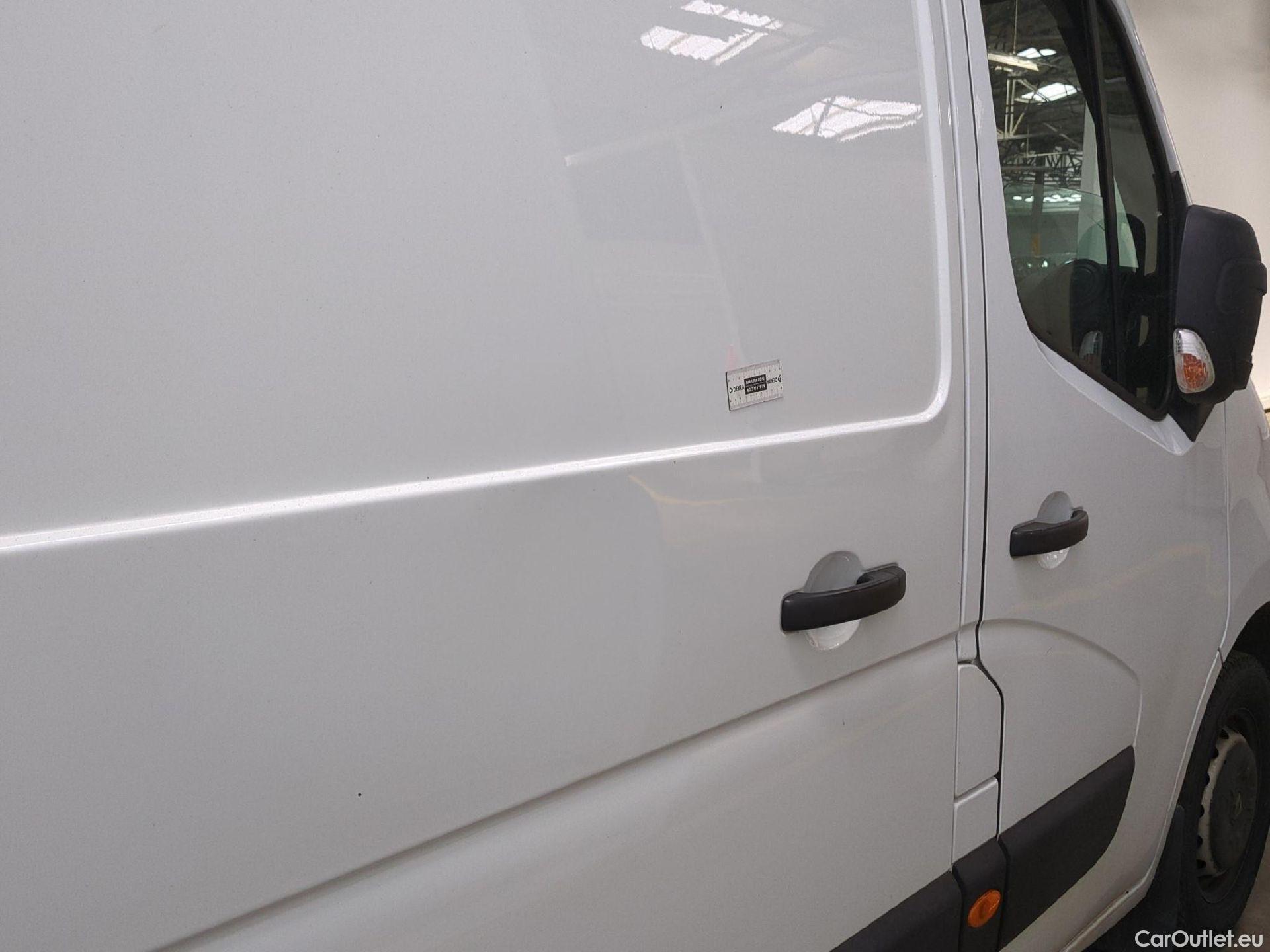  Renault  Master RENAULT  VU 4p Fourgon FG GCf Trac F3500 L3H2 dCi 130 Euro6 #42