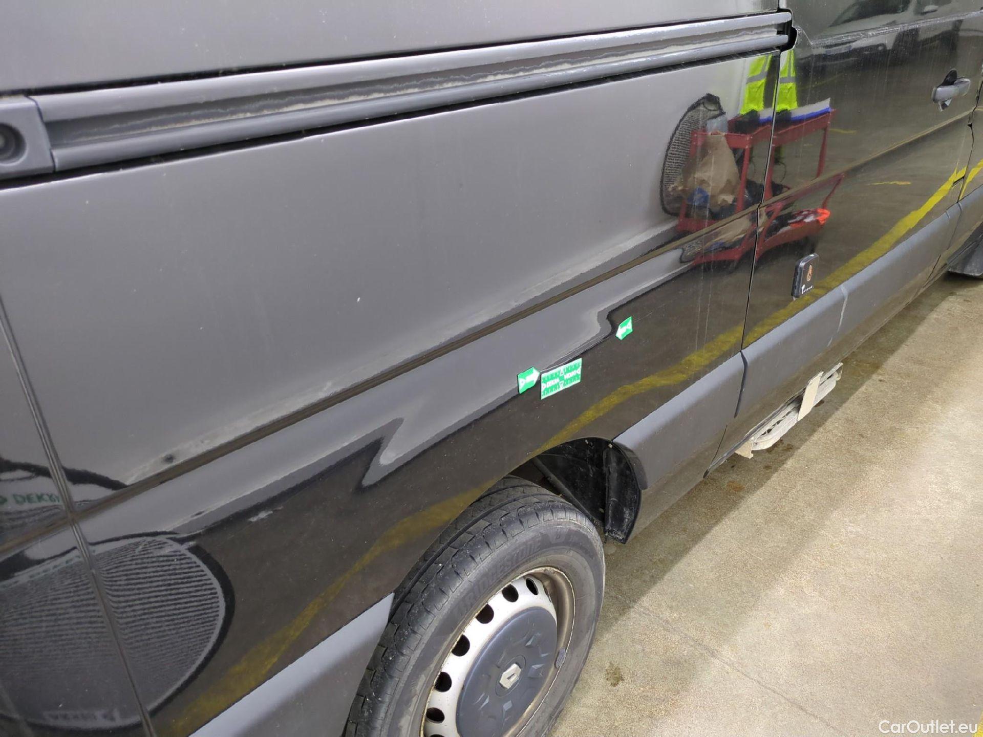  Renault  Master Renault V.I.  VU 4p Fourgon 2.3 150.35 CC L2 PFC C E4 P-MS #8