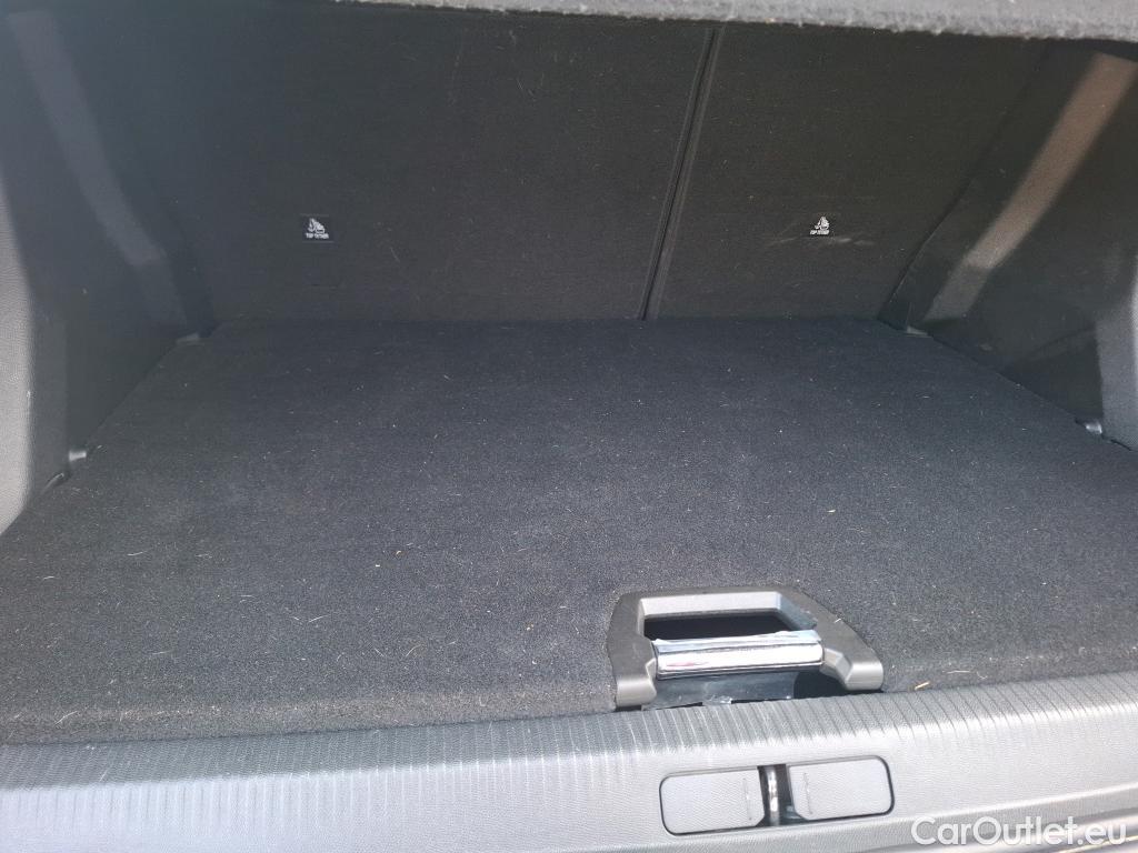  Peugeot  2008  Allure 1.2 PureTech 130CV BVA8 E6d #22
