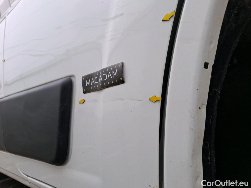  Peugeot  Boxer PEUGEOT  VU 4p Fourgon BLUEHDI 130 PREMIUM 333 L1H1 #2