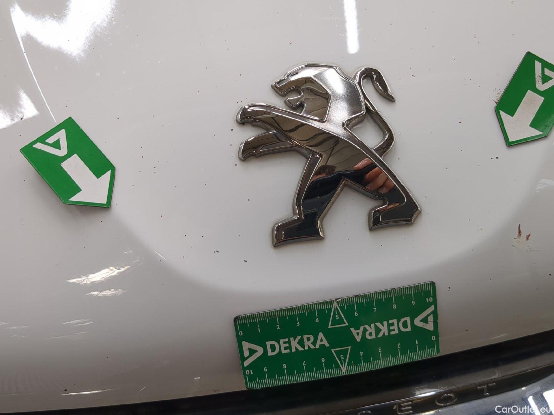  Peugeot  208  Affaire Premium Pack 1.2 80CV BVM5 E6dT #22