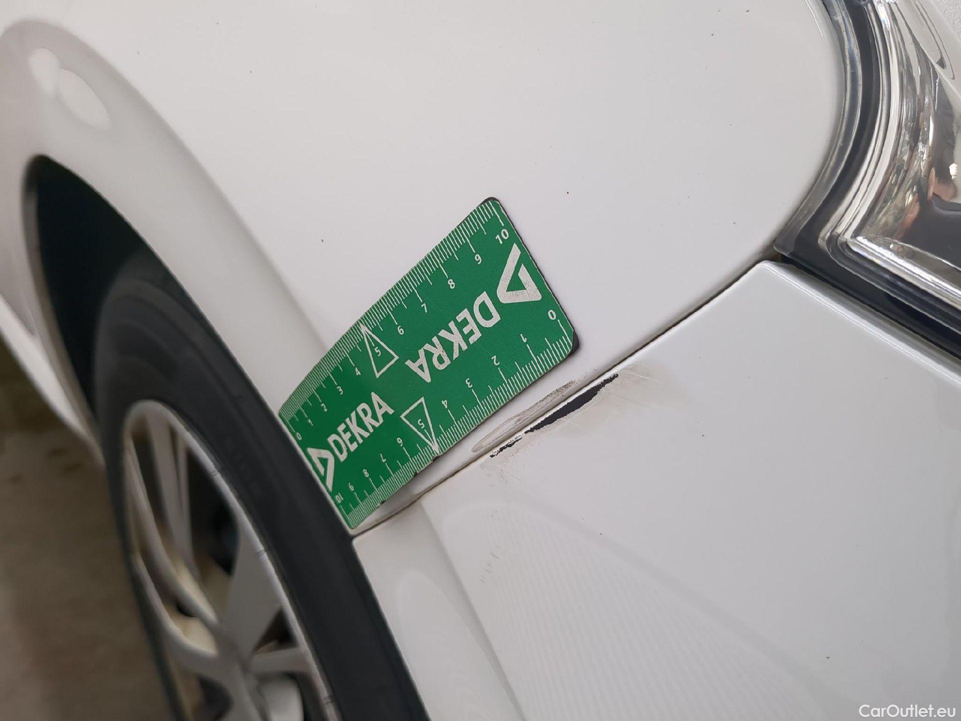  Peugeot  208  Affaire Premium Pack 1.2 80CV BVM5 E6dT #12